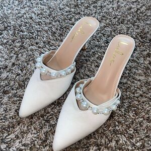 Lulus Pearl Heels